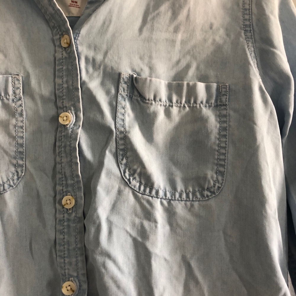 Mossimo Chambray Button-Up Size Medium - image 3